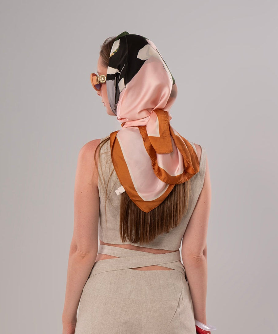 Short Linen Beige Top