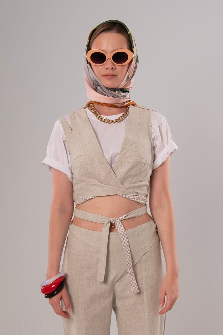 Short Linen Beige Top