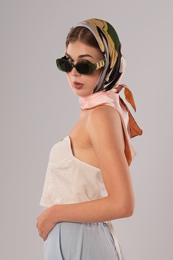 Two-Piece Set: Corset + Cotton White/Pink Top