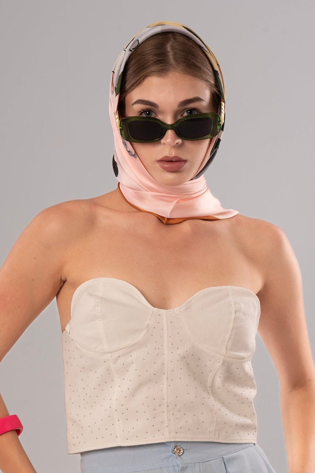 Two-Piece Set: Corset + Cotton White/Pink Top