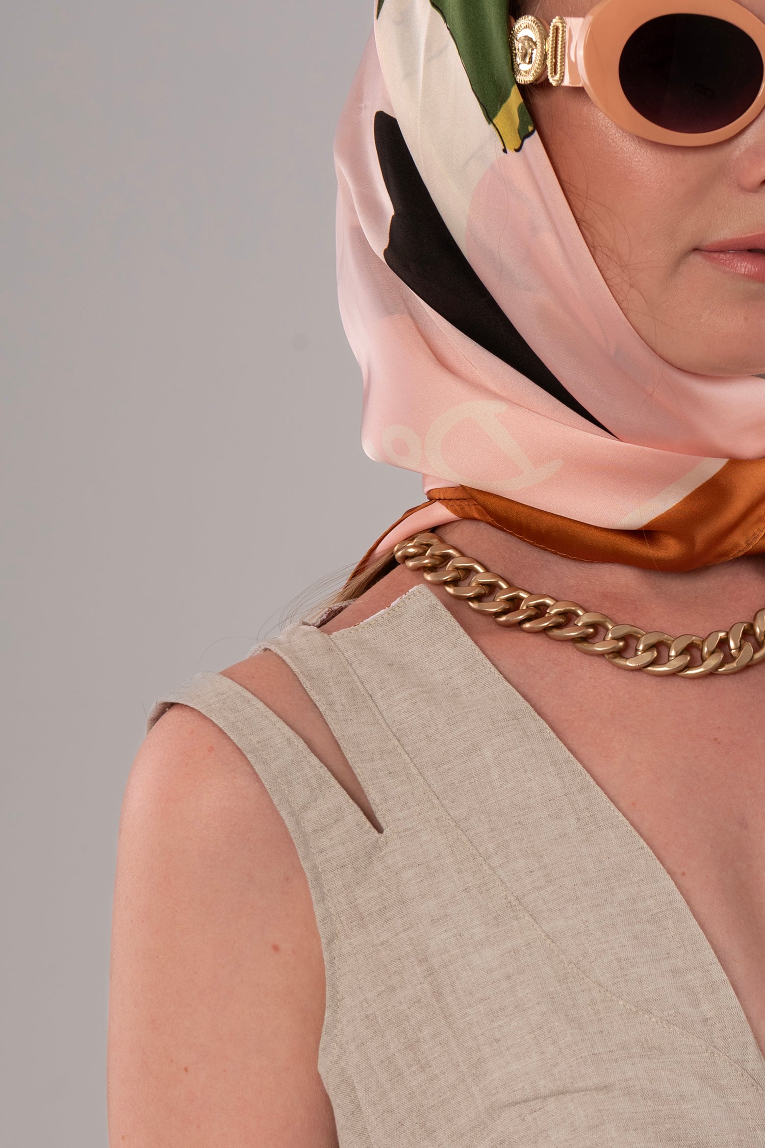 Short Linen Beige Top
