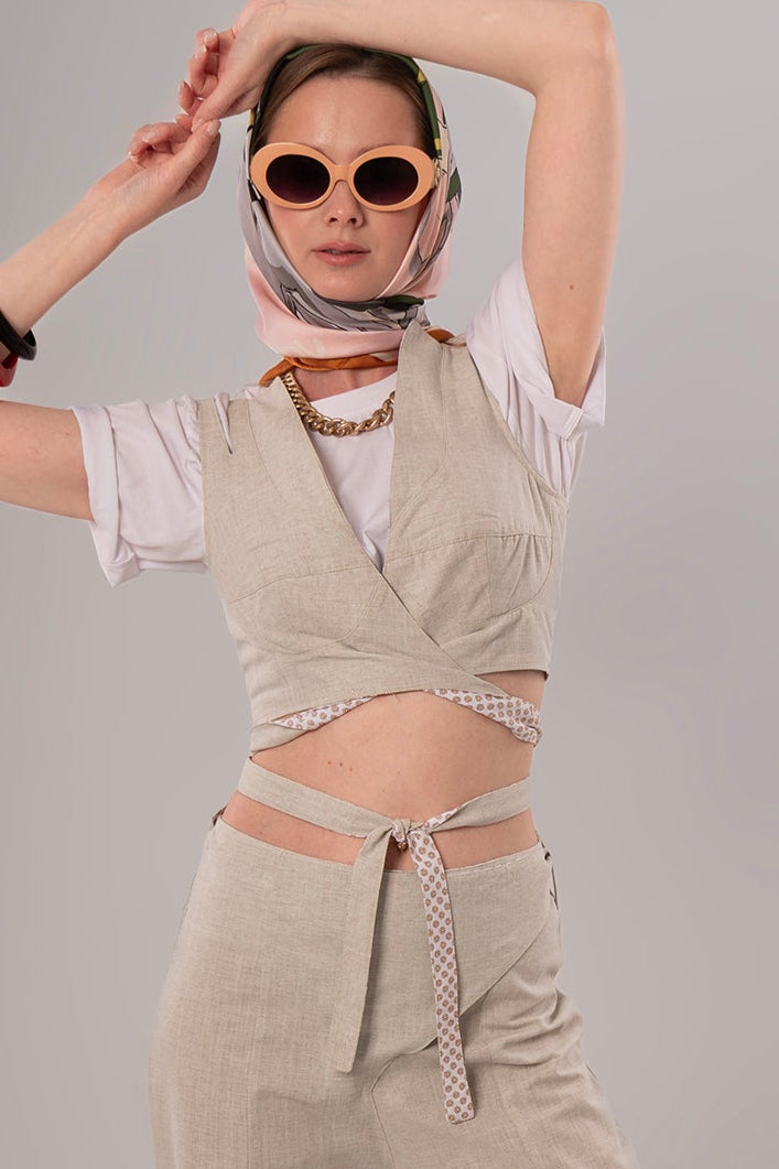 Short Linen Beige Top