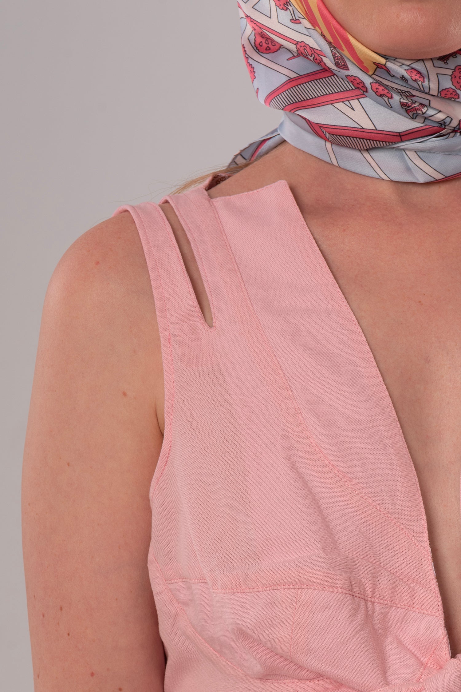 Short Linen Pink Top